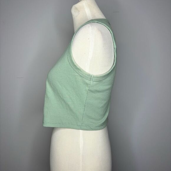 Shein- Green Ribbed Cropped Tank Top - Picture 2 of 4